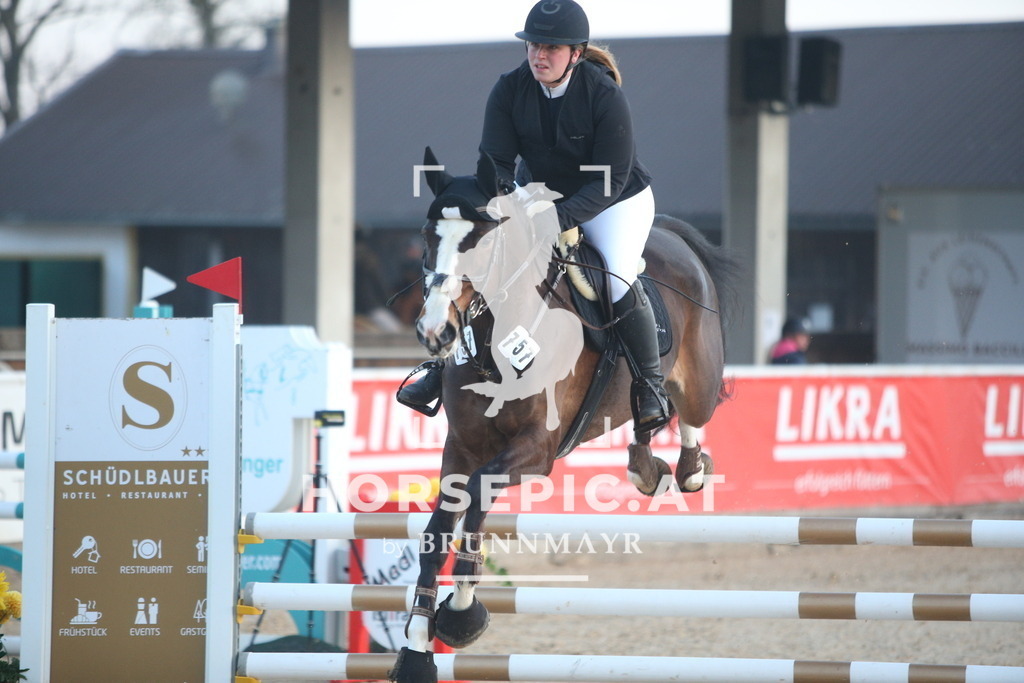 AS8V4173 | Willkommen bei Brunnmayr - Design & Fotografie – Ihrem Spezialisten für Reitturniere und Pferdeveranstaltungen in Oberösterreich, Salzburg und Bayern! Seit über 17 Jahren sind wir leidenschaftlich dabei.