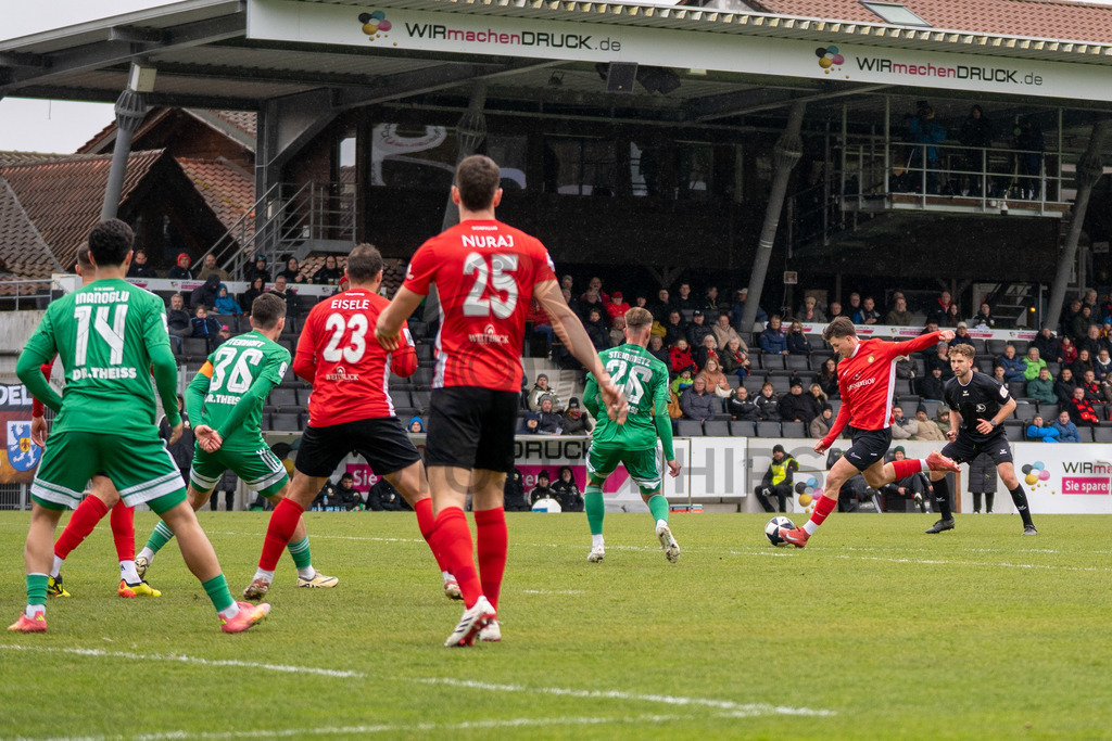 SG Sonnenhof Grossaspach vs. FC 08 Homburg, Fussball, Regionalliga Suedwest, 26. Spieltag, 28.03.2026 | Antonis Aidonis (SG Sonnenhof Grossaspach, #15) erzielt das 1:0,SG Sonnenhof Grossaspach vs. FC 08 Homburg, Fussball, Regionalliga Suedwest, 26. Spieltag, 28.03.2026