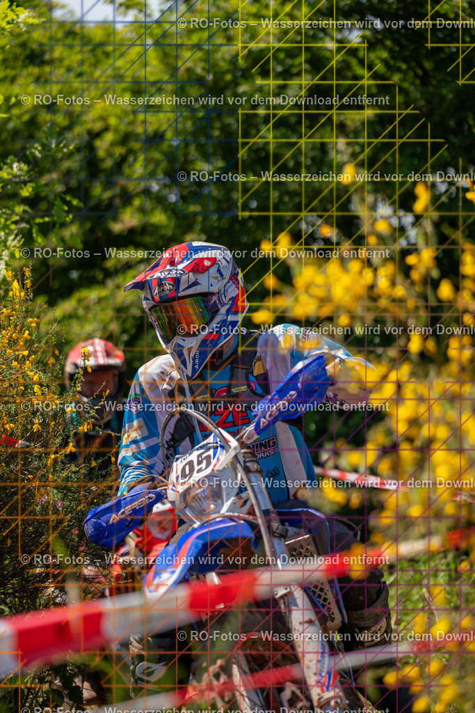 Wolfshausen 2 Lauf -1416 | Sportfotografie von RO-Fotos: Motorsport, Motocross, Enduro, Laufveranstaltungen und Triathlon. Professionelle Fotos von Sportlern und Events. - Realisiert mit Pictrs.com