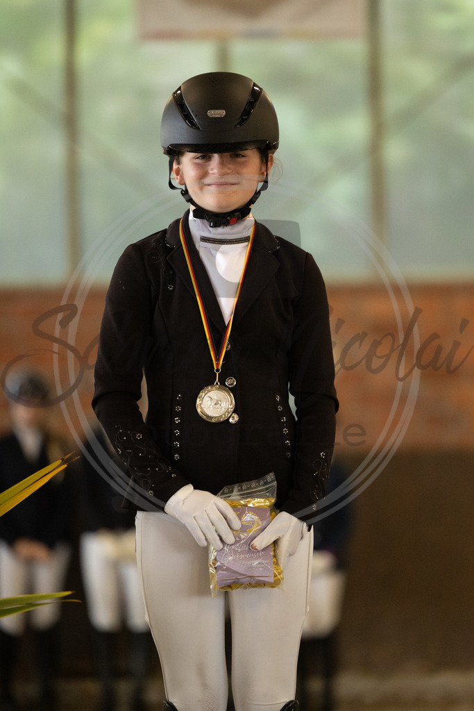 994A2575 | sabrinanicolaifotografie - Realisiert mit Pictrs.com