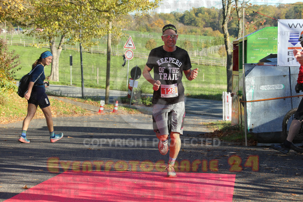 221113_1236_EX1_9027 | Sportfotografie im Rhein-Sieg Kreis, Köln, Bonn, NRW, Rheinland Pfalz, Hessen, etc. Unser Tätigkeitsfeld umfasst den Laufsport vom Volkslauf über den Marathon, Duathlon, Triathon bis zum Ultralauf wie Kölnpfad Ultra oder Schindertrail.