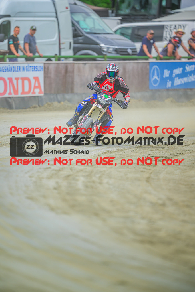 MaZZes_Fotomatrix_20250502_6007705_5968 | UE40