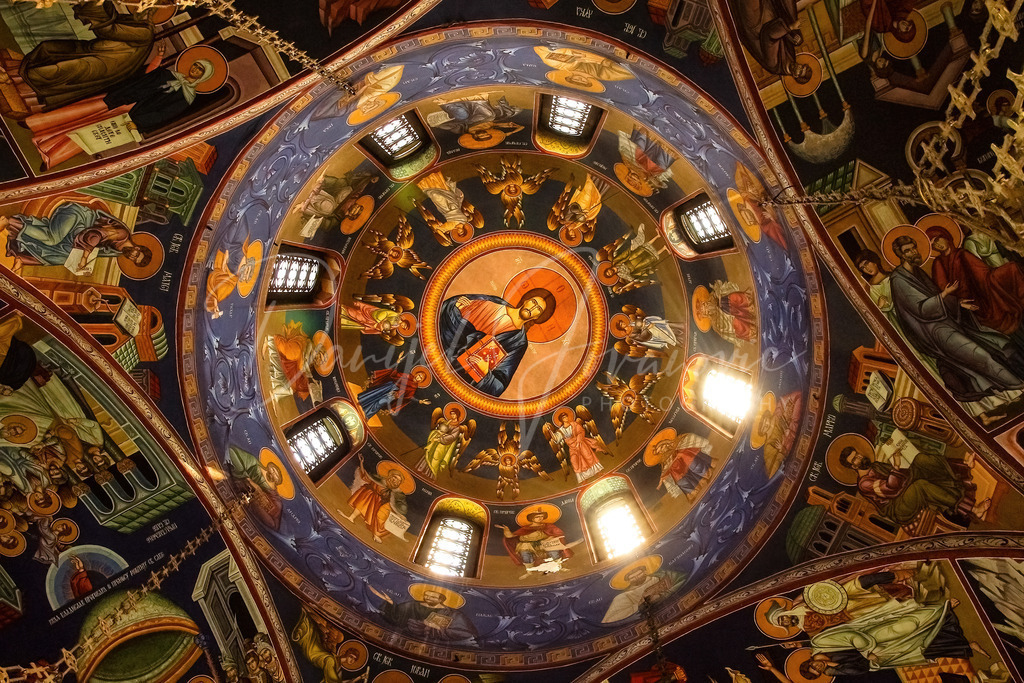 Belgrad | Decke einer orthodoxen Kirche in Belgrad