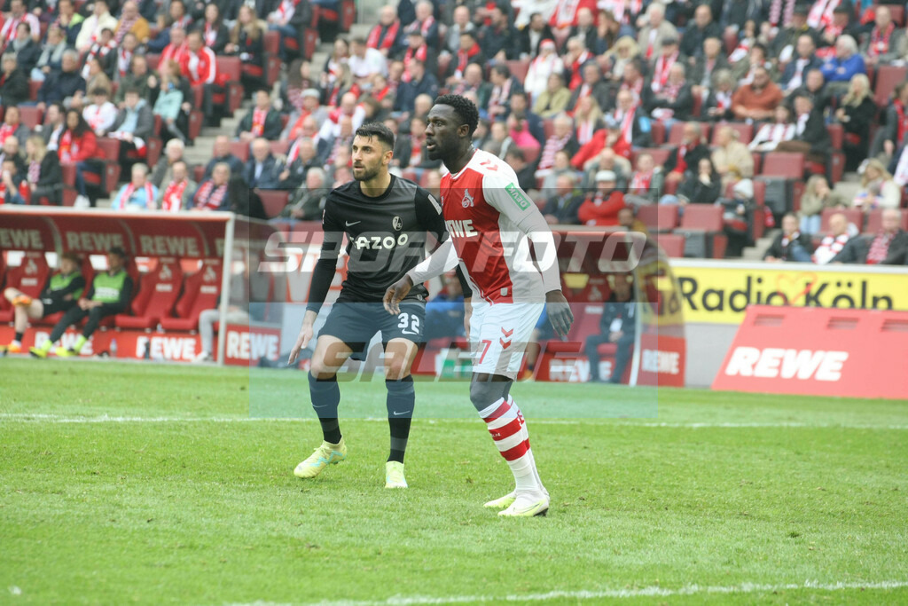 1. FC Köln - SC Freiburg | Vincenzo Grifo und Kingsley Schindler - © Sportfoto-Sale (MK) - Realisiert mit Pictrs.com