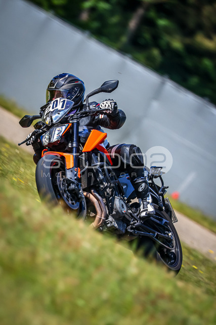 0201-260509DCB-033_201 | Deine Full-Service-Agentur für ✔️Videoproduktionen und ✔️Motorsportfotografie Jetzt Angebot anfragen!