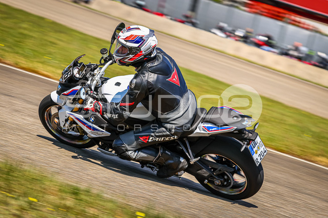 0316-260508DCB-021_316 | Deine Full-Service-Agentur für ✔️Videoproduktionen und ✔️Motorsportfotografie Jetzt Angebot anfragen!