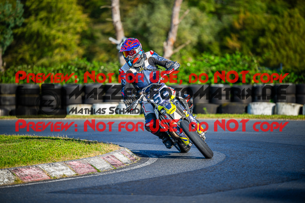 MaZZes_FotoMatrix_230916_8161 | S4