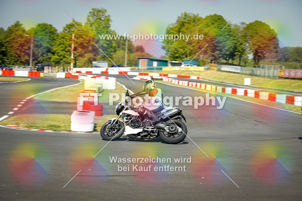 OBK_Mai_Volker_Adam-10351 | Hier findet Ihr Bilder von Touristenfahrten auf der Nürburgring Nordschleife oder von anderen Veranstaltungen die ich besucht habe. Viel Spass beim Durch Schauen 