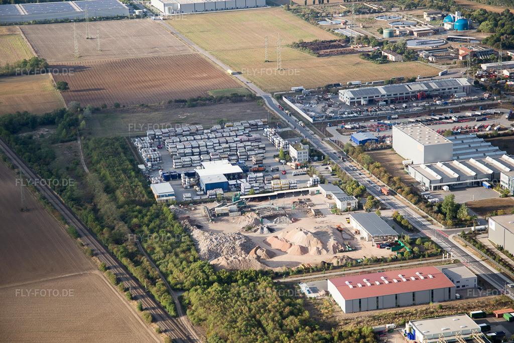 Luftbild: Worms, Industriegebiet Im Langgewan, Spedition Kube & Kubenz in Worms im Bundesland Rheinland-Pfalz in Deutschland. Foto: IMG_084386.jpg vom 02.09.2015 durch Werner Riehm/FLY-FOTO.de