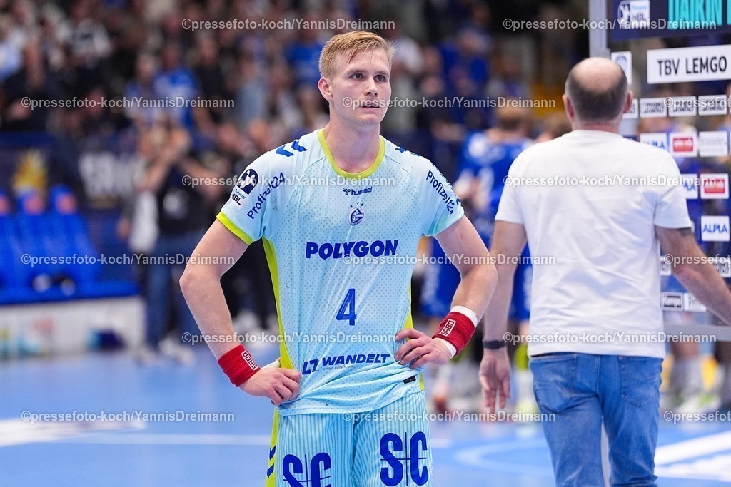 xYDRx05112501175 | 05.11.2025, xydrx, Handball, Achtelfinale DHB Pokal, TBV Lemgo Lippe - VfL Gummersbach, PHOENIX Contact-Arena: Ellidi Vidarsson (VfL Gummersbach #4) enttäuscht nach der Niederlage