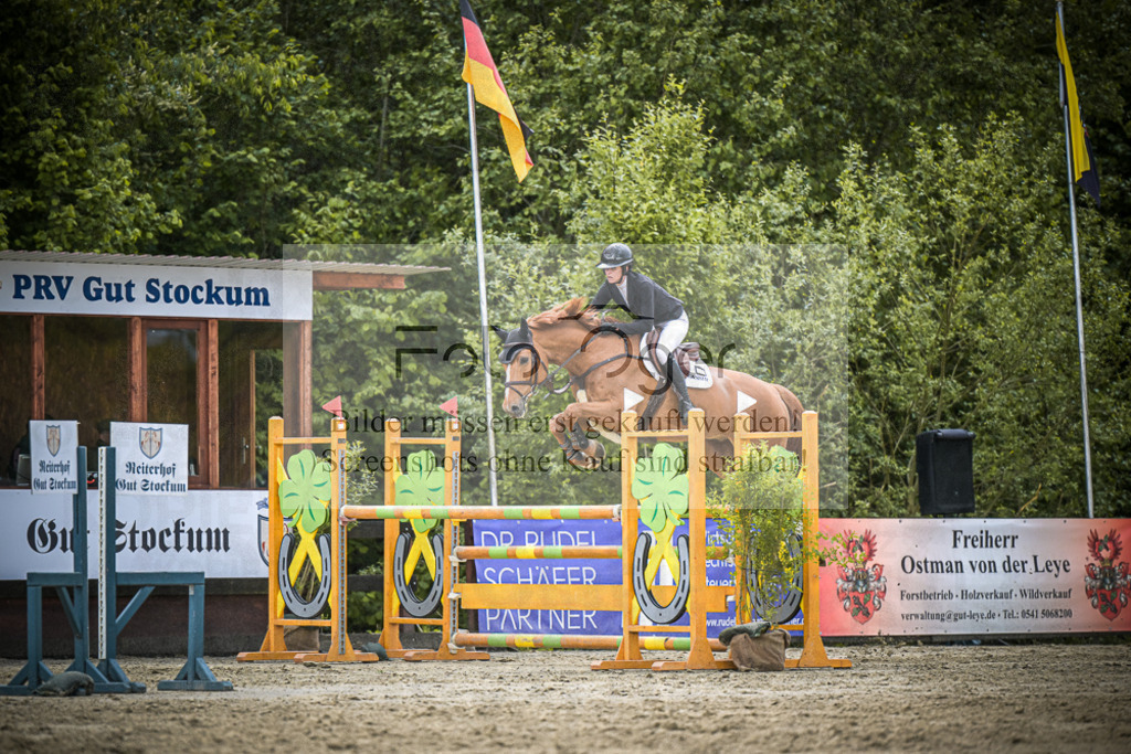 DOS_6293 | Entdecke hochwertige Reitturnierfotos von Foto Oger. Professionell, emotional und authentisch – jetzt Lieblingsmomente im Shop bestellen.Deutschlandweite Turnierfotografie. - Realisiert mit Pictrs.com