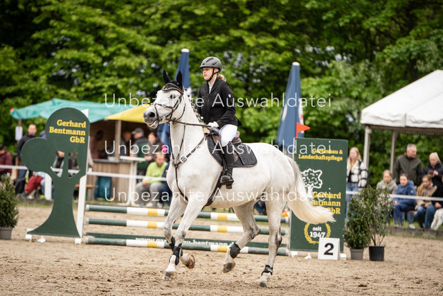 Bad_Meinberg_07670 | saradresslerfotografie - Realisiert mit Pictrs.com
