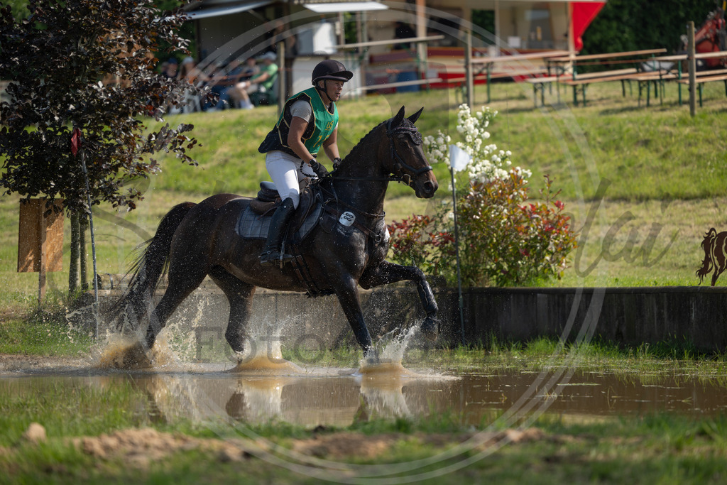 994A1565 | sabrinanicolaifotografie - Realisiert mit Pictrs.com