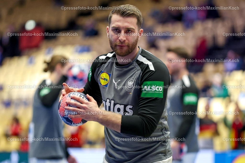 EHF28012602180 | 28.01.2026, Handball, Men's EHF EURO 2026, Deutschland - Frankreich, Jyske Bank Boxen in Herning, Dänemark, Main Round:  Lukas Mertens (Germany #36)
