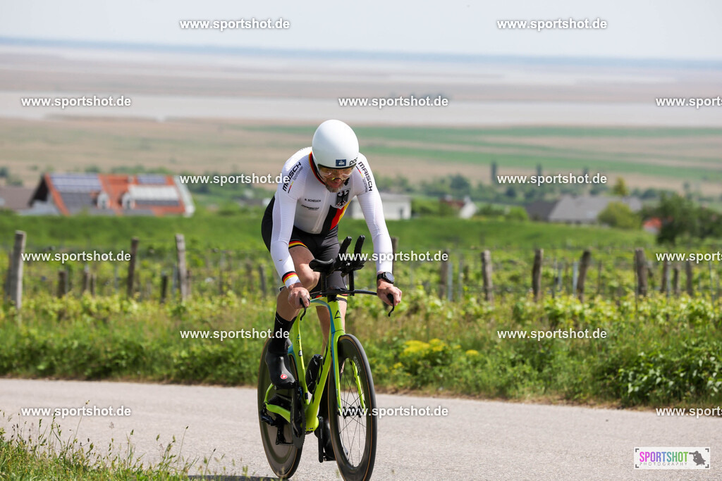007A4875 | Neusiedler See Radmarathon 2025 #neusiedlerseeradmarathon #yourpictrs #sportshot_your_pictrs @Sportshotphotography Copyright:www.sportshot.de