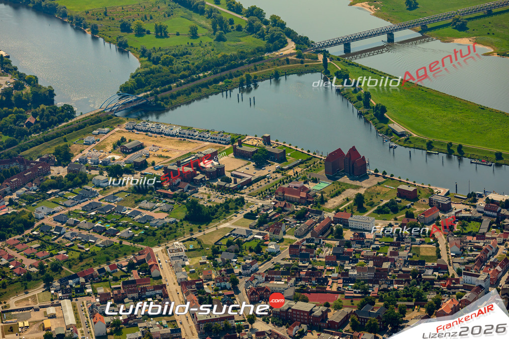 Luftbild Wittenberge - Die Luftaufnahme wurde 2025 vom UL-Flugzeug heraus erstellt ( keine Drohne ) - Hochauflösende Luftaufnahme - für professionelle Ausdrucke geeignet. Die Geschenkidee !Hier alle&nbsp;Infos zur Lizenzierung der LuftaufnahmeWir fliegen auch dieses Jahr wieder in Ihre Region um Luftbilder zu erstellen.- Luftbild anfragen