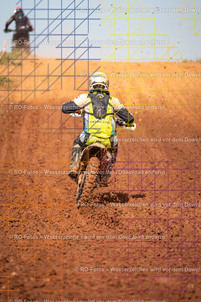 Wolfshausen 4 Lauf -1087 | Sportfotografie von RO-Fotos: Motorsport, Motocross, Enduro, Laufveranstaltungen und Triathlon. Professionelle Fotos von Sportlern und Events. - Realisiert mit Pictrs.com