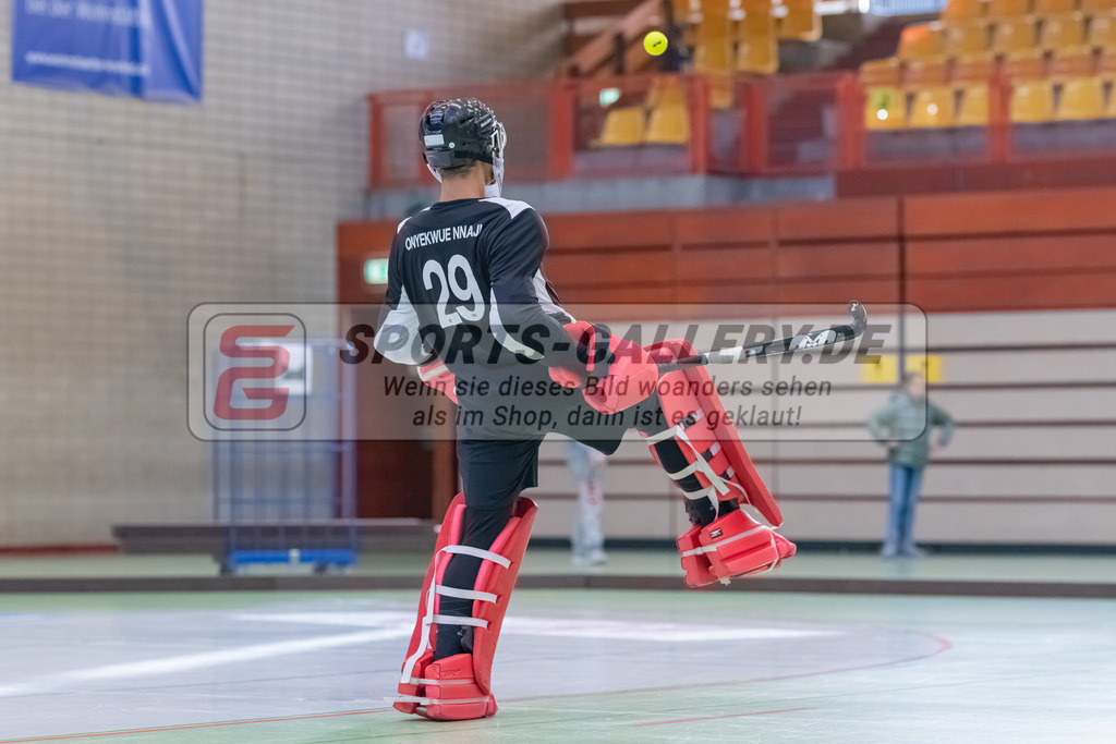 HK_20230108_102338 | 1. Bundesliga ( Halle ) Herren Crefelder HTC - Uhlenhorst Mülheim am 8.1.2023 Crefelder HTC  ( CHTC ), Krefeld , Joshua Onyekwue Nnaji Torwart ( Crefelder HTC #29 )