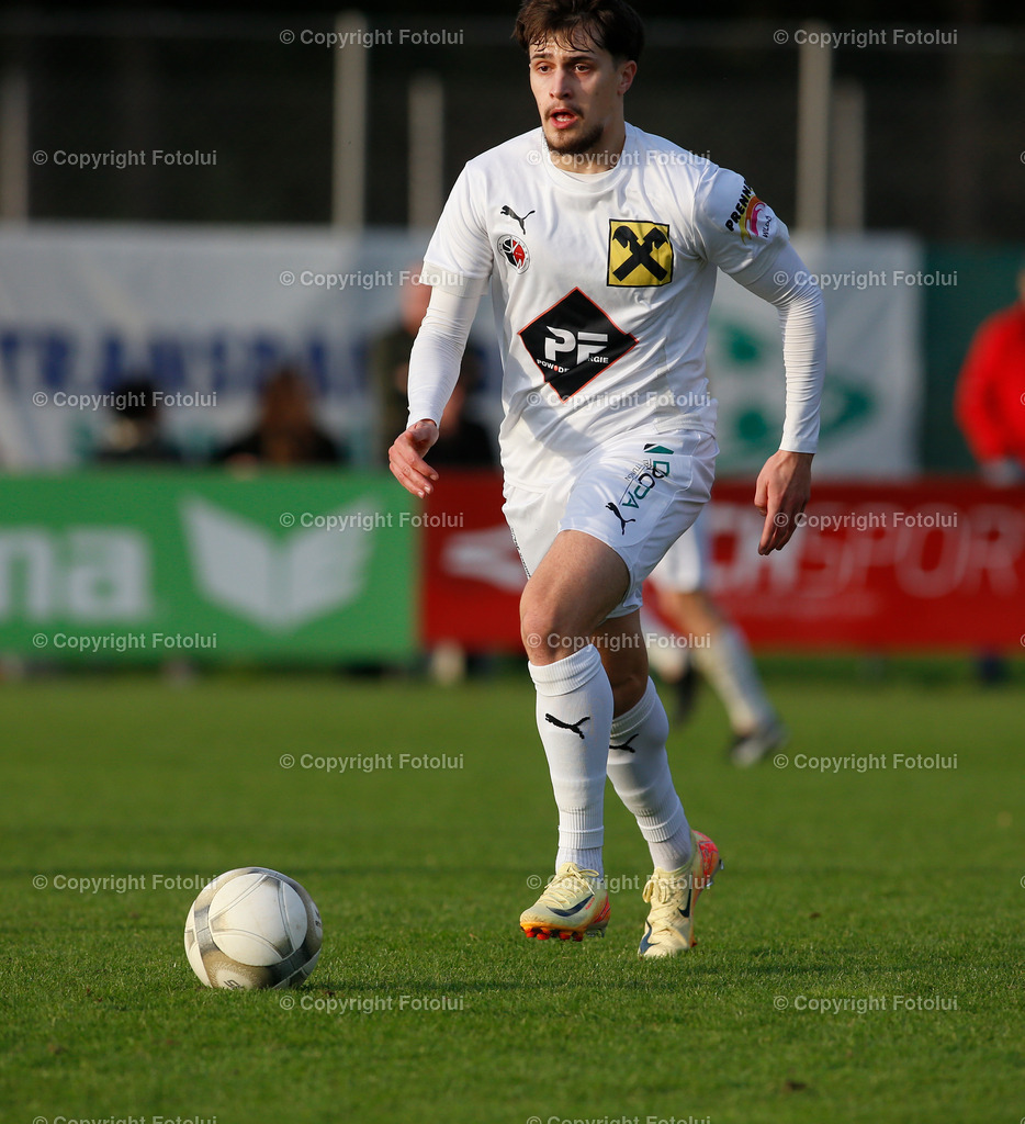 A_LUI_19102024_00020 | SPORT FUSSBALL REGIONALLIGA ASKOE OEDT -WILDON 19.10.2024 IM BILD: ALMIN VELADZIC (WILDON) FOTO.FOTOLUI