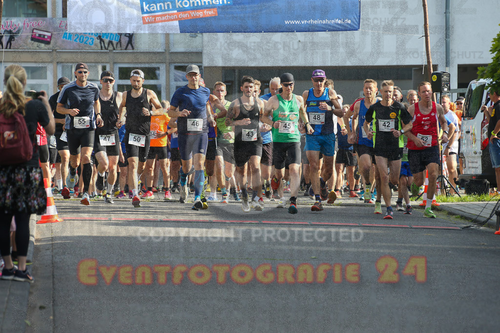 230804_1801_EX1_3576 | Sportfotografie im Rhein-Sieg Kreis, Köln, Bonn, NRW, Rheinland Pfalz, Hessen, etc. Unser Tätigkeitsfeld umfasst den Laufsport vom Volkslauf über den Marathon, Duathlon, Triathon bis zum Ultralauf wie Kölnpfad Ultra oder Schindertrail.
