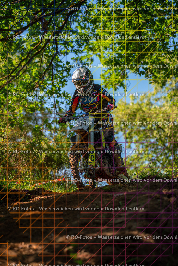 Wolfshausen 1 Lauf -665 | Sportfotografie von RO-Fotos: Motorsport, Motocross, Enduro, Laufveranstaltungen und Triathlon. Professionelle Fotos von Sportlern und Events. - Realisiert mit Pictrs.com
