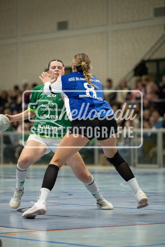 Vechta_Blomberg-20 | Jette Dudda (28, SC SFN Vechta) Leni Ringelkamp (8, HSG Blomberg-Lippe II) - Realisiert mit Pictrs.com