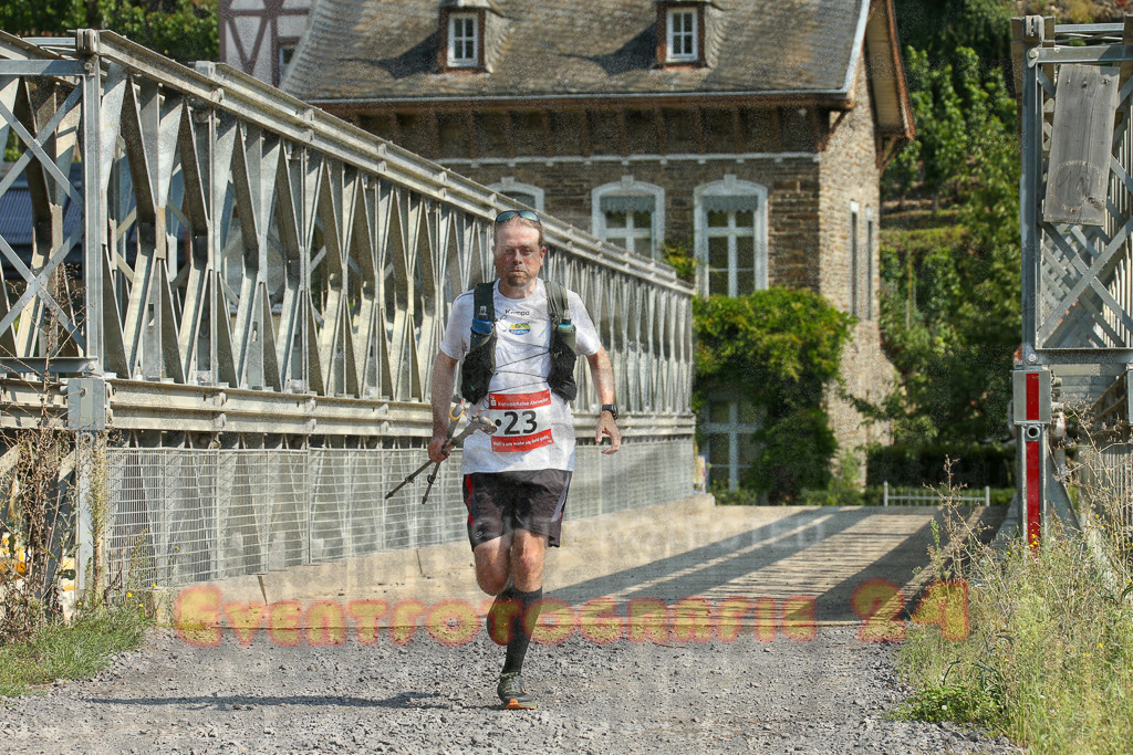 240831_1225_EX1_8638 | Sportfotografie im Rhein-Sieg Kreis, Köln, Bonn, NRW, Rheinland Pfalz, Hessen, etc. Unser Tätigkeitsfeld umfasst den Laufsport vom Volkslauf über den Marathon, Duathlon, Triathon bis zum Ultralauf wie Kölnpfad Ultra oder Schindertrail.