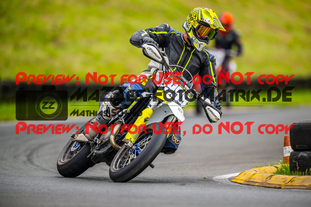 MaZZes_FotoMatrix_240621_6007705_0084 | GELB