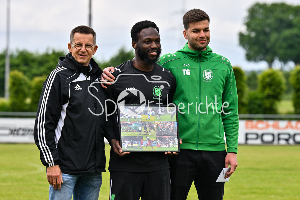 SC Oberbernbach - FC Affing | verabschiedung Oberbernbach 4 / Erasmus Grossmann / Tobias Grossmann