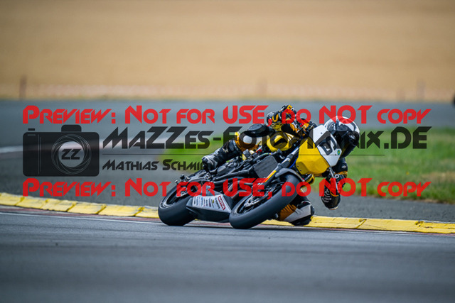 MaZZes_FotoMatrix_220723_5643 | IDM1000