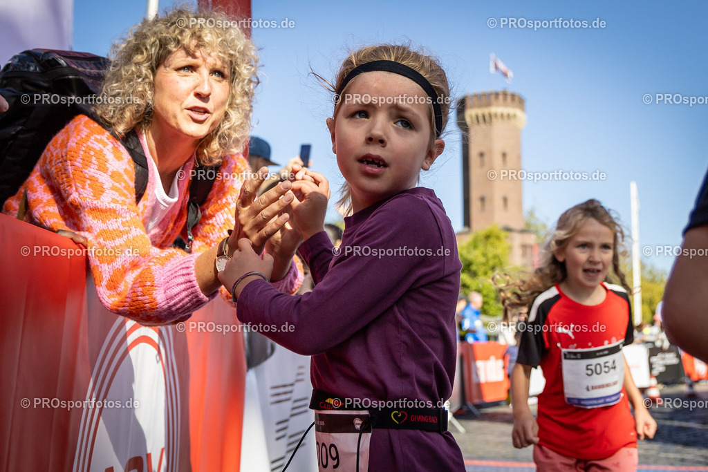 44. Kölner Brückenlauf; Koeln, 14.09.25 | Impressionen vom 44. Kölner Brückenlauf am 14.09.25 am Schokoladenmuseum in Koeln. Foto: BEAUTIFUL SPORTS/Leah Kohring