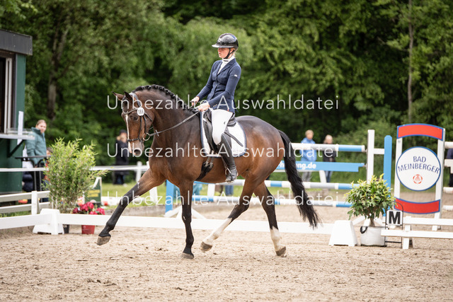Bad_Meinberg_03106 | saradresslerfotografie - Realisiert mit Pictrs.com