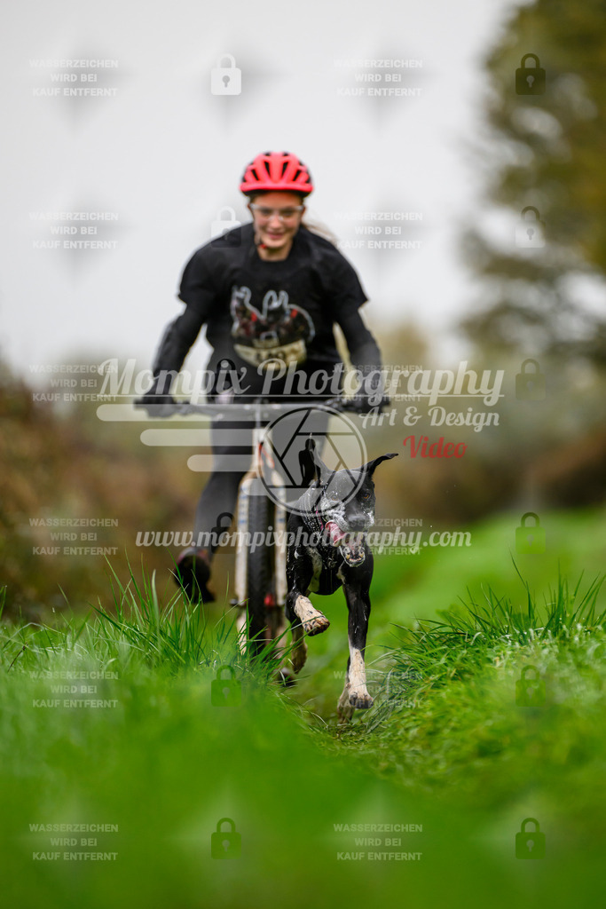 MompixPhotography_20TSB_E8_DS1-36 | PayLife