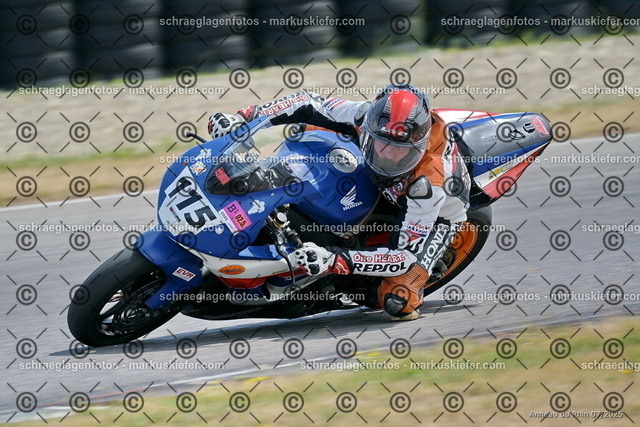 25bt04-1521 | markuskiefer.com - Realisiert mit Pictrs.com