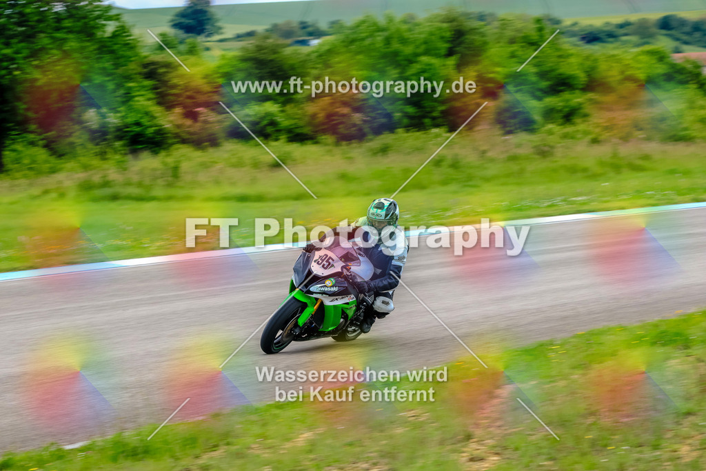 MotoTeam-3401 | Hier findet Ihr Bilder von Touristenfahrten auf der Nürburgring Nordschleife oder von anderen Veranstaltungen die ich besucht habe. Viel Spass beim Durch Schauen 