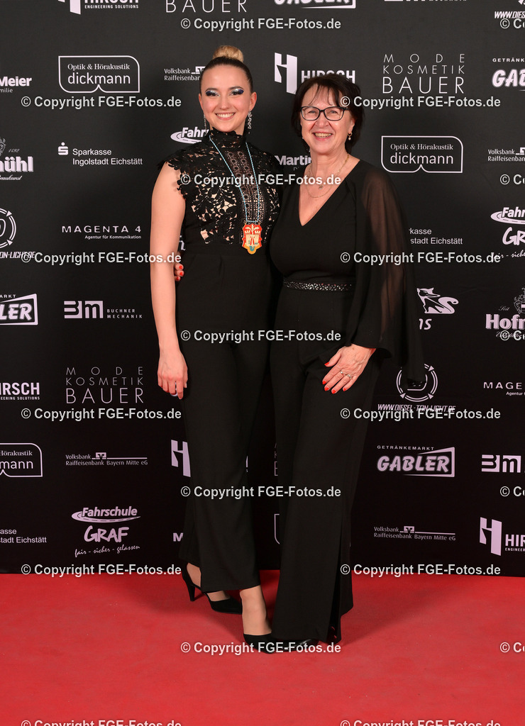 20240128-fge-fotos-0555 | Hofball der FGE am 28.01.2024 im Alten Stadttheater in Eichstätt. - Realisiert mit Pictrs.com