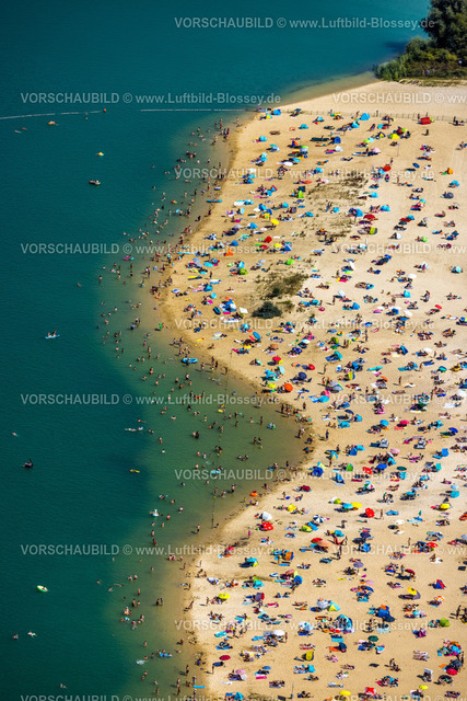 Haltern220800317 | Luftbild Badende im Silbersee Haltern bei Sythen, Ansturm auf das türkisfarbene Wasser bei über 30 Grad,  Lehmbraken, Haltern am See, Ruhrgebiet, Nordrhein-Westfalen, Deutschland