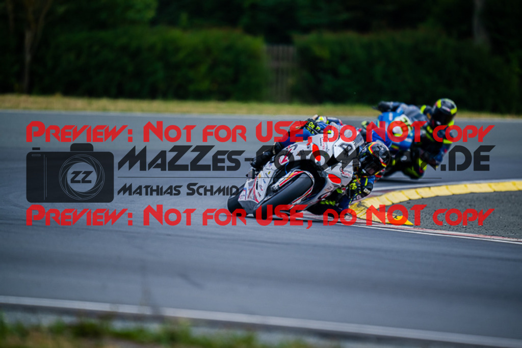 MaZZes_FotoMatrix_220723_6992 | PRO SUPERSTOCK