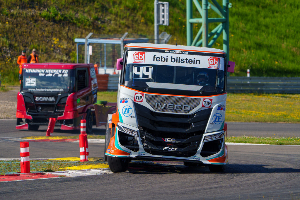 A7407504 | 14.07.2024 Goodyear FIA European Truck Racing Championship (ETRC) NürburgringBild: #44 Steffi Halm im Team Schwabentruck IVECO Ausgang Vedol Schikane - Realisiert mit Pictrs.com