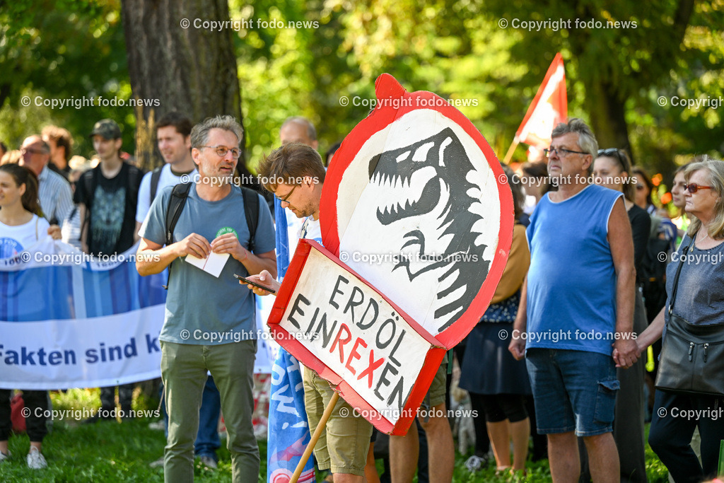 Demonstration Fridays for Future_ 15.09.2023-20 | 15.09.2023, Linz, AUT, Demonstration Fridays for Future, im Bild Teilnehmer an der Demonstration