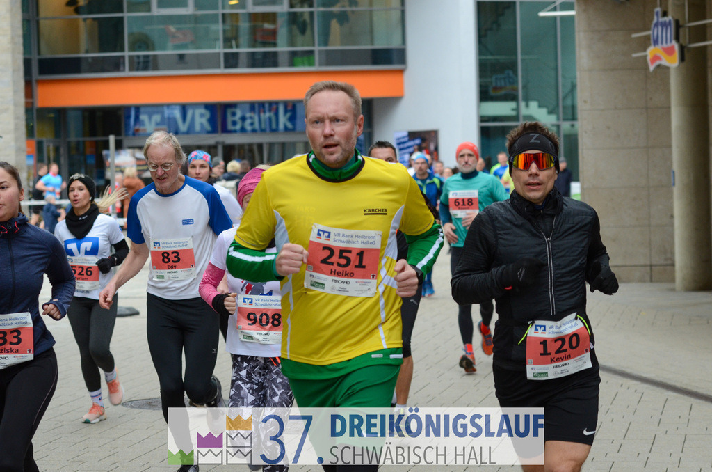 VR Bank Hauptlauf 10000m | 3 Koenigslauf 2023 - Realisiert mit Pictrs.com