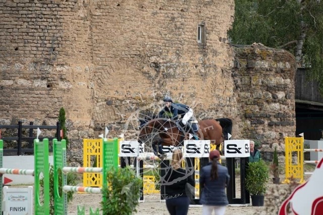 2B4A2444 | pixelfaenger - Realisiert mit Pictrs.com