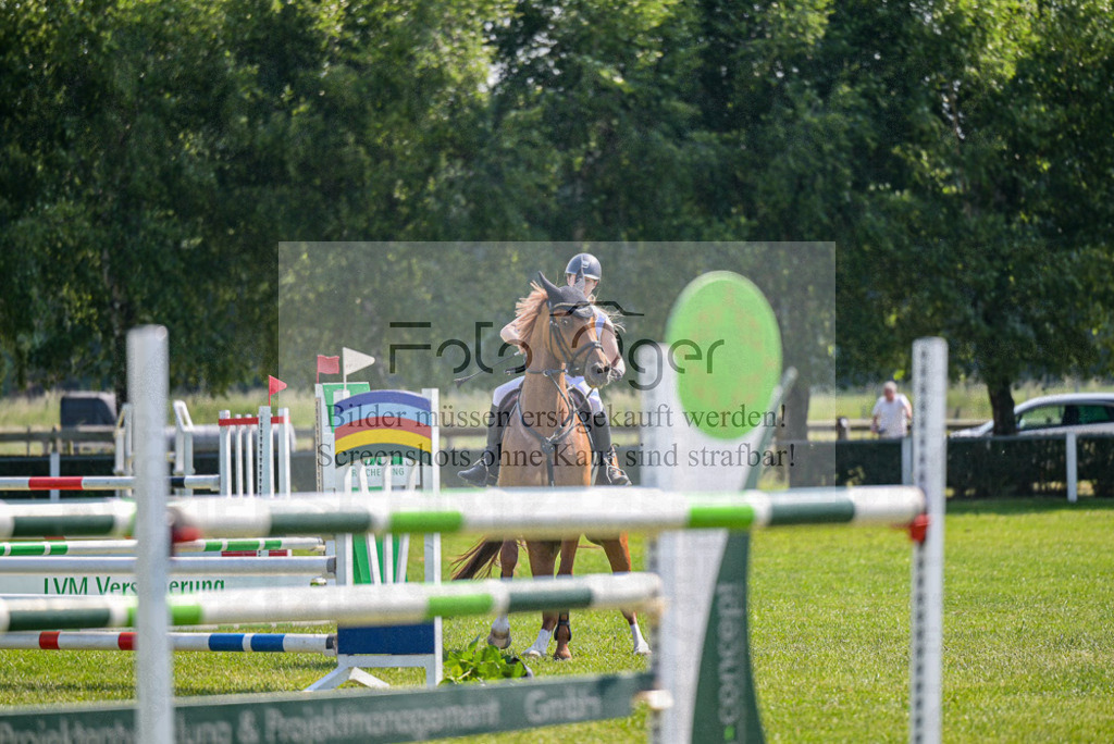 Reitturnier Voxtrup | Entdecke hochwertige Reitturnierfotos von Foto Oger. Professionell, emotional und authentisch – jetzt Lieblingsmomente im Shop bestellen.Deutschlandweite Turnierfotografie. - Realisiert mit Pictrs.com