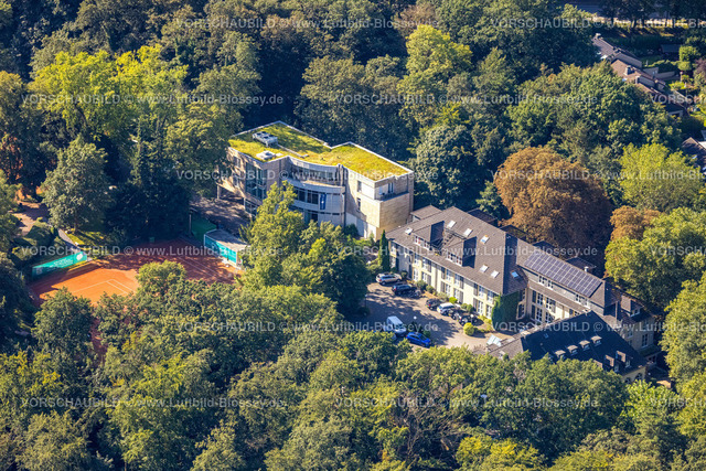 Heiligenhaus240812898 | Luftbild, Waldhotel Heiligenhaus und Restaurant Blattwerk, Tennisplätze Tennisverein Grün-Weiß  Heiligenhaus e:V. im Waldgebiet, Hetterscheidt, Heiligenhaus, Ruhrgebiet, Nordrhein-Westfalen, Deutschland