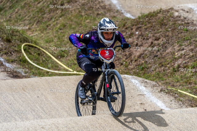 BayBMX2026-05802 | Fotogalerie von Thomas Dettweiler mit Eventbildern und lizenzfreien Fotos. Perfekt als Wandbild, für Büro, Website oder private Nutzung. - Realisiert mit Pictrs.com