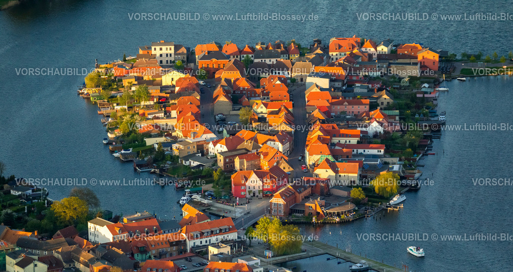 Malchow14043566-2 | Malchow mit Malchower See und Altstadtinsel mit Alter Markt,  Malchow, Mecklenburgische Seenplatte, Mecklenburger Seenplatte  , Mecklenburg-Vorpommern, Deutschland