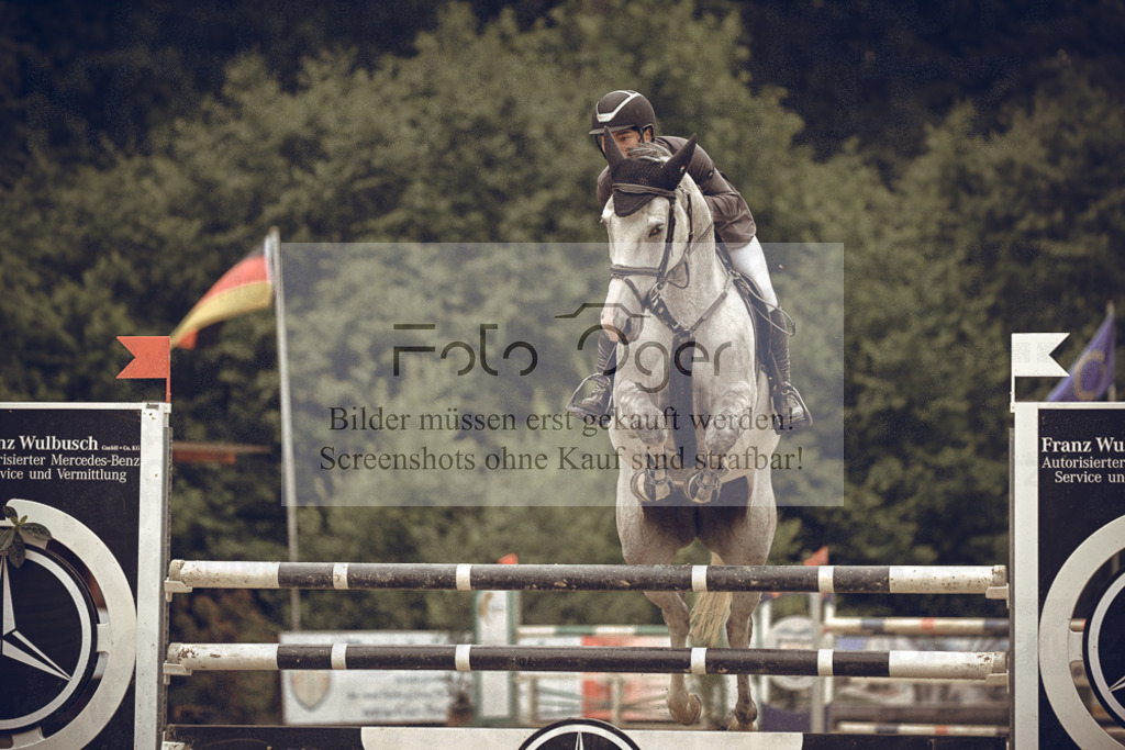 20240531-DOS_5667 | Entdecke hochwertige Reitturnierfotos von Foto Oger. Professionell, emotional und authentisch – jetzt Lieblingsmomente im Shop bestellen.Deutschlandweite Turnierfotografie. - Realized with Pictrs.com