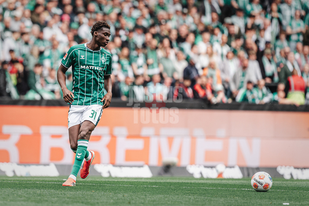 Fußball | Männer | Saison 2025/2026 | 1. Fußball-Bundesliga | 30. Spieltag | SV Werder Bremen vs. Hamburger SV | 18.04.2026 | Karim Coulibaly (#31, SV Werder Bremen)