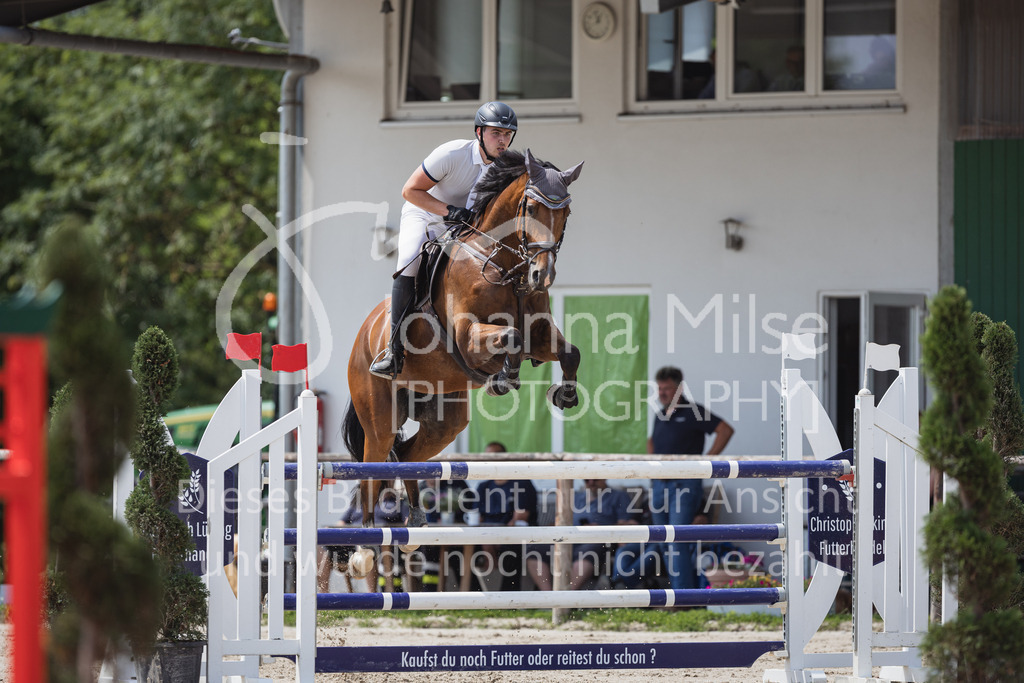 230624_PfSpTa_YoungsterM2-853 | Deine schönsten Turniermomente als professionelle Fotos! Entdecke hochwertige Pferdesport-Fotografie im Online-Shop. Jetzt Fotos finden & bestellen!