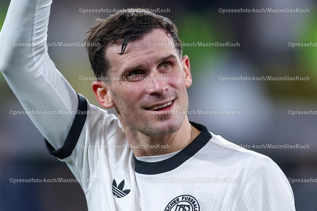 DFB23032502241 | 23.03.2025, Fußball, Viertelfinale UEFA Nations League, Deutschland - Italien, Signal Iduna Park, Saison 2024 2025: Pascal Groß (GER #05) DFB regulations prohibit any use of photographs as image sequences and or quasi-video.